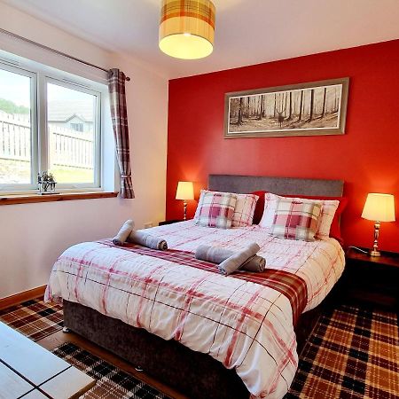 Hill View 2 Bedroom Free Parking Inverness Esterno foto