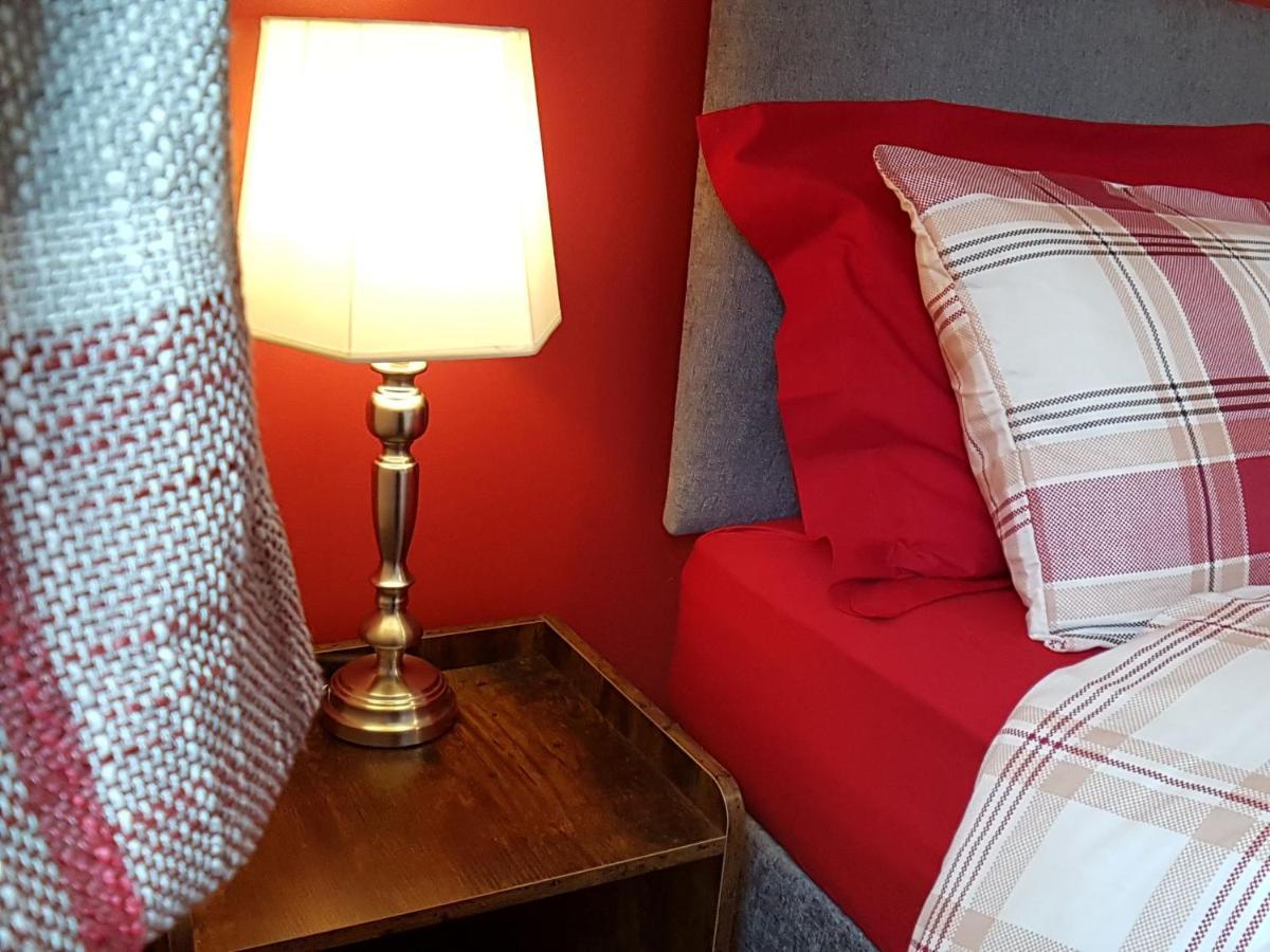 Hill View 2 Bedroom Free Parking Inverness Esterno foto