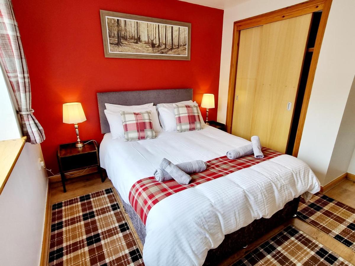Hill View 2 Bedroom Free Parking Inverness Esterno foto